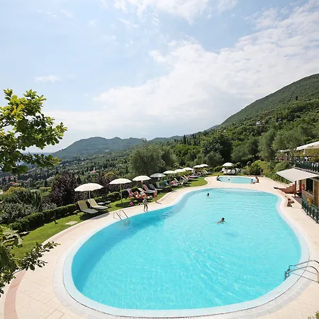 Apartament Borgo Gardone Riviera