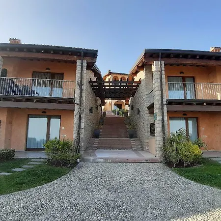 Borgo